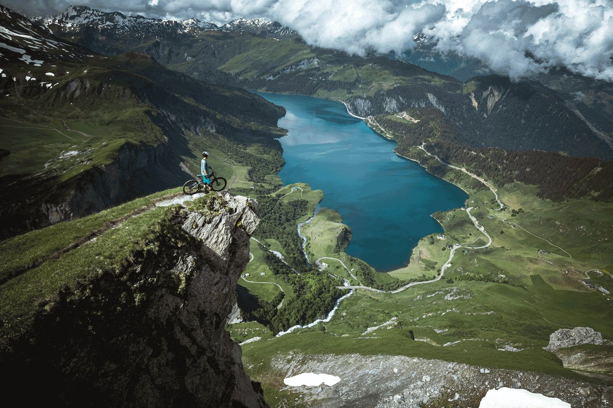 ION Tee LS Scrub AMP 2021