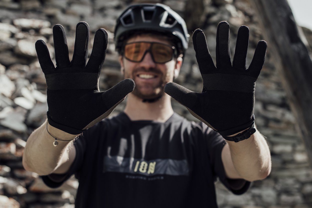 ION MTB Gloves ION Logo 2024